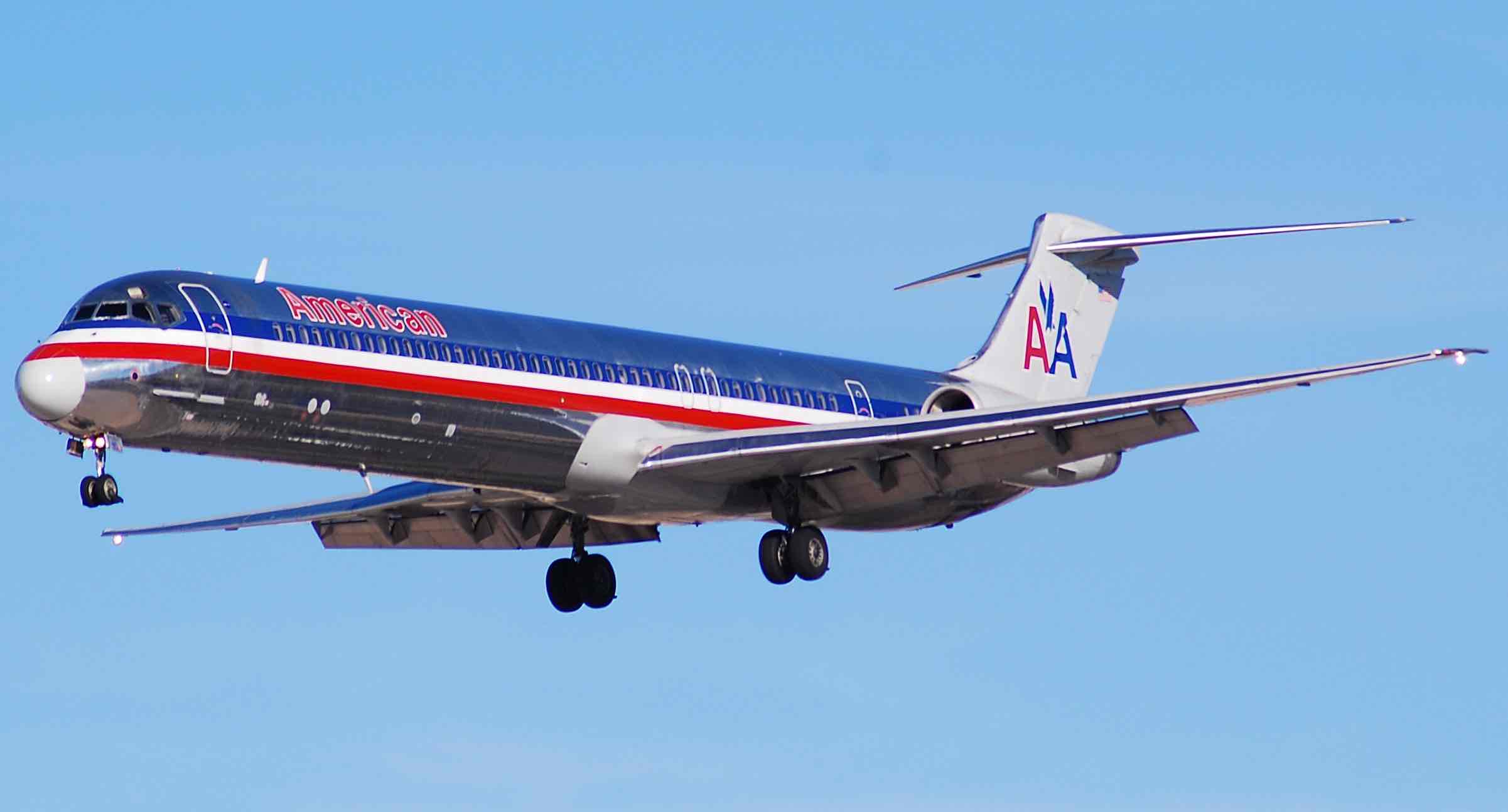 American Airlines pensionerer MD-80 fly - Danmark