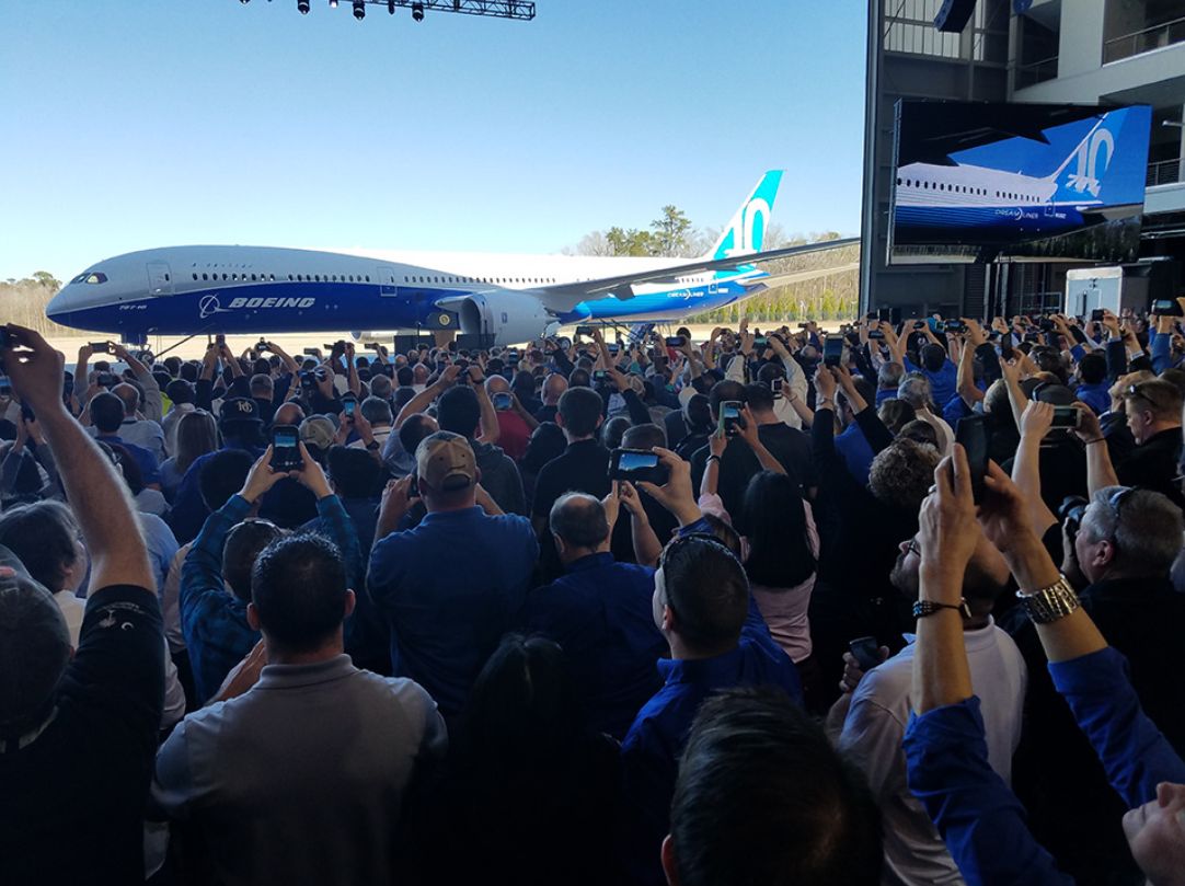 Boeing 787-10 rollout