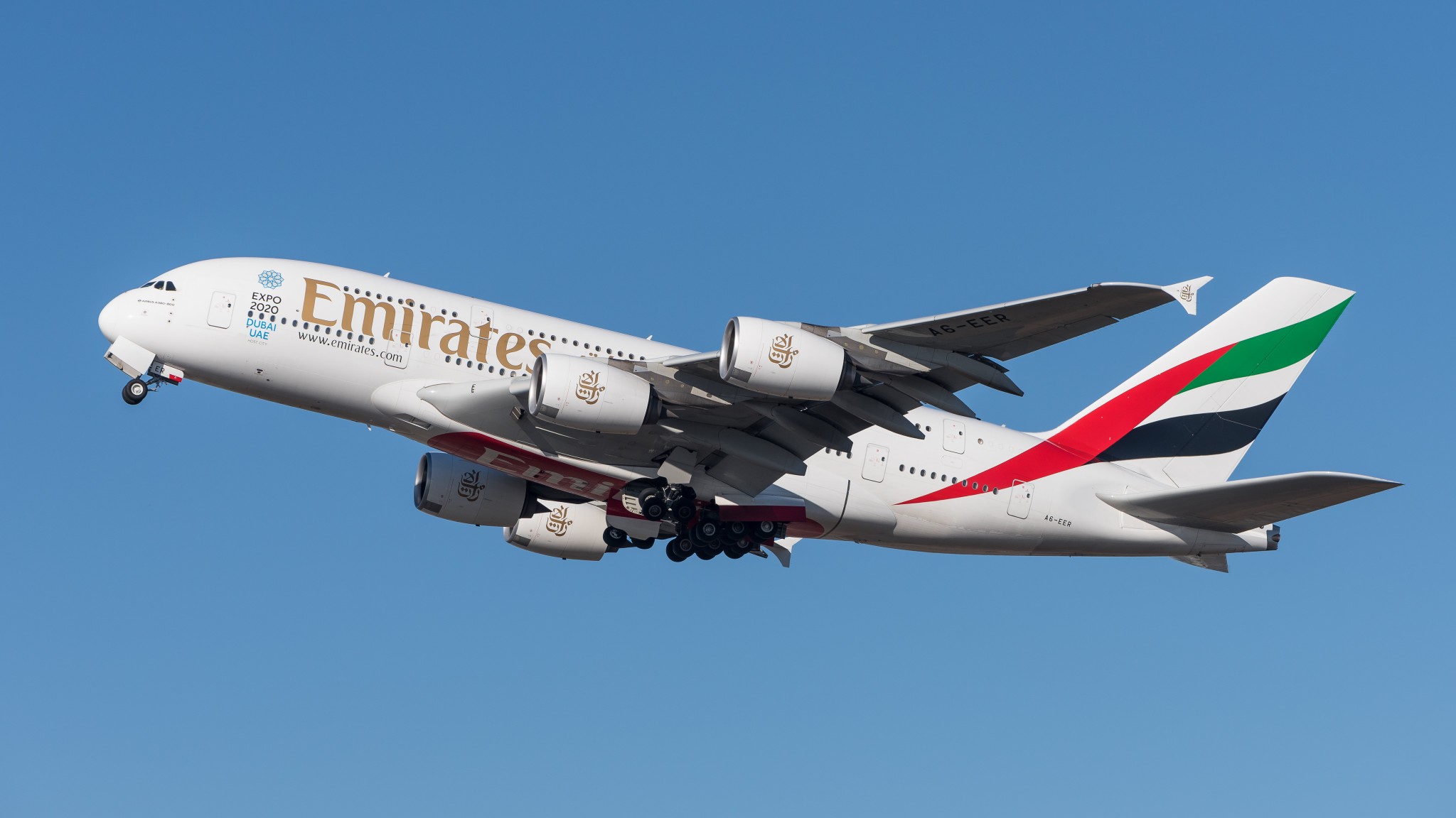 Photo of Emirates flaggskepp A380 återvänder till Europa