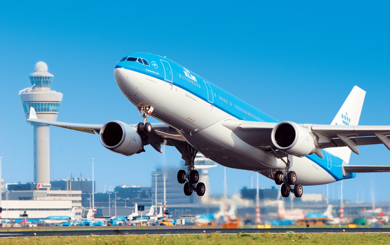 Photo of KLM hjälper sjöfartsindustrin med personaltransporter