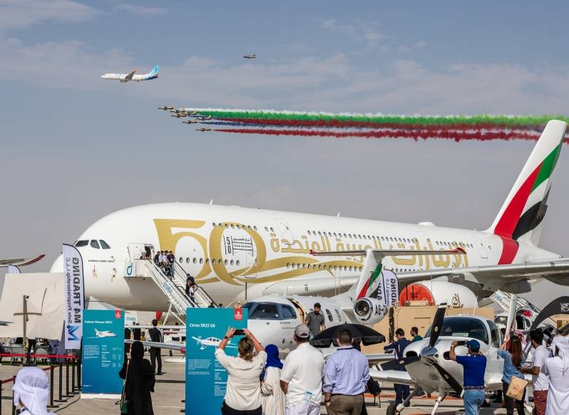 Photo of Stora flygplansbeställningar under den första dagen av Dubai Airshow
