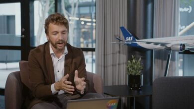 Photo of Videointervju med EuroBonus-chef Aron Backström – Få de senaste nyheterna om EuroBonus i SkyTeam